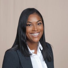 Picture of Nancy Vincent smiling