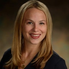 Picture of Carolyn Cohen smiling.
